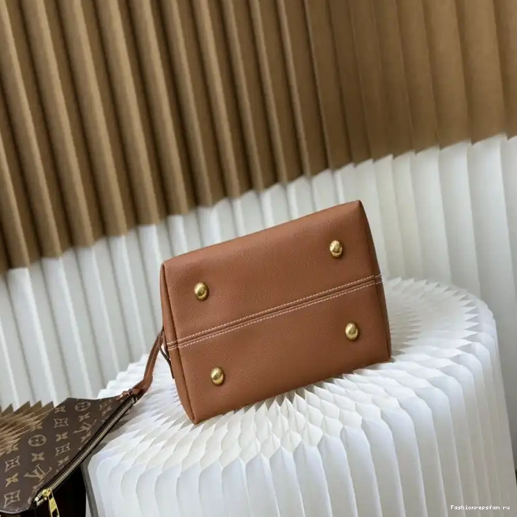 Fashionreps Bags 2408YA0081 LV 0808